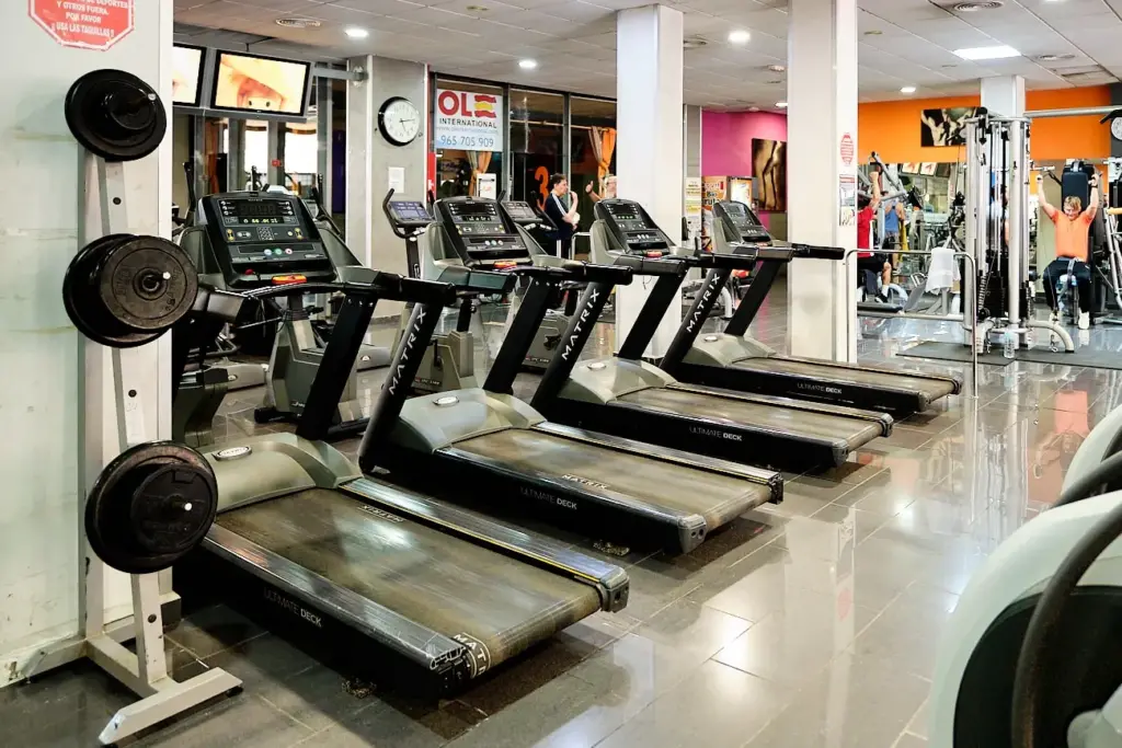 Aro fitness maquinas cardio